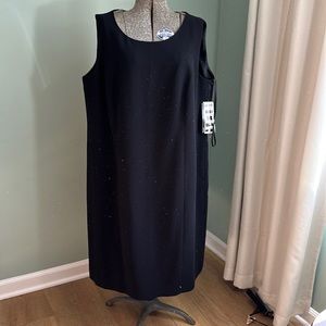 Kasper Separates sleeveless little black dress
